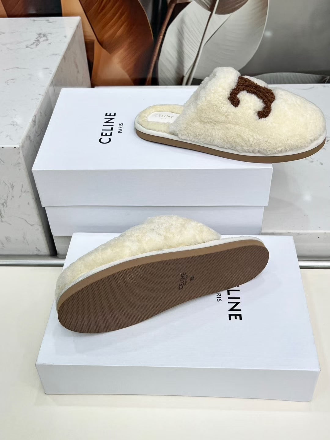 CELINE 25S GEORGIA SLIDE IN SHEARLING IN IVORY - 35