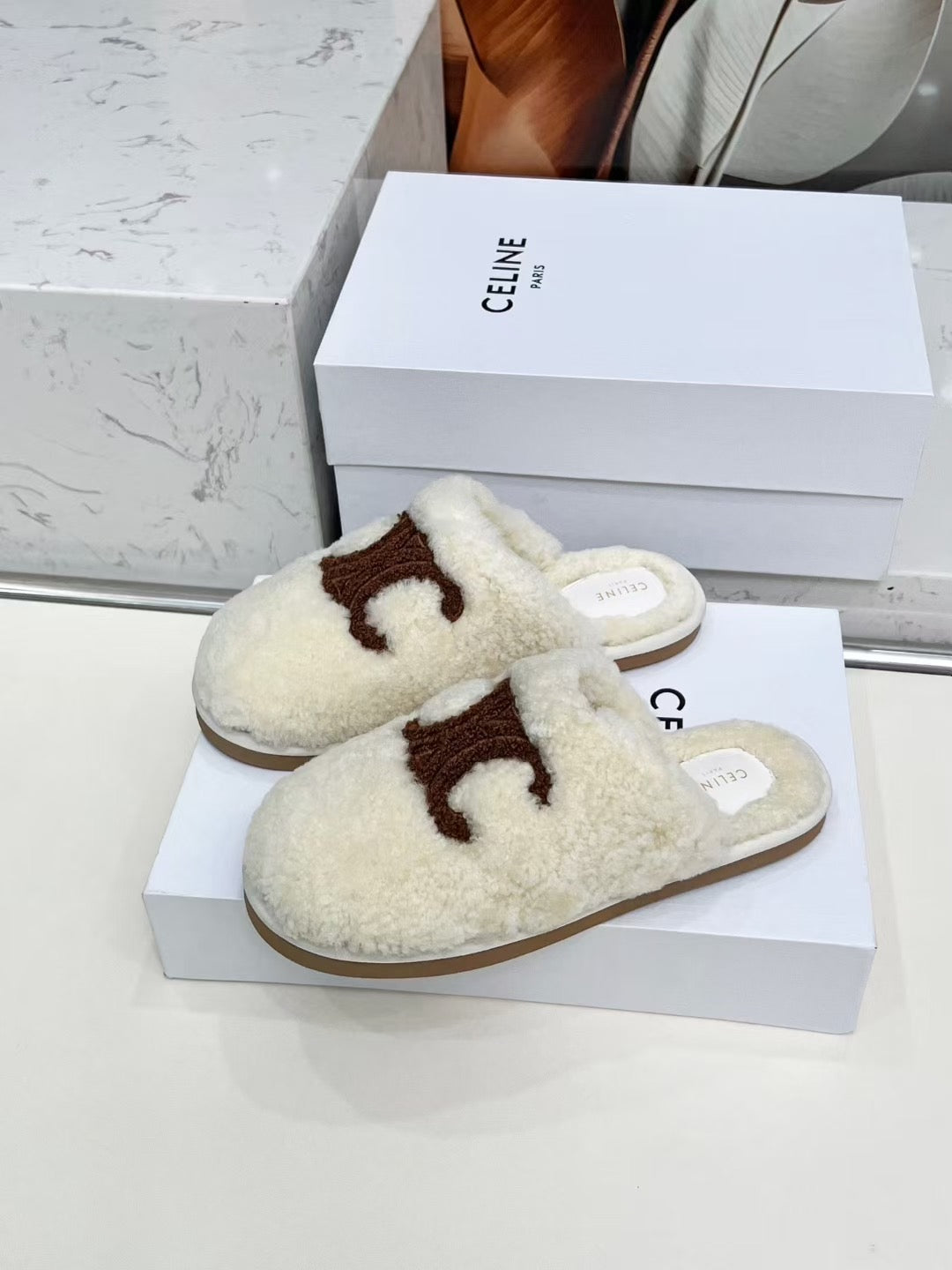 CELINE 25S GEORGIA SLIDE IN SHEARLING IN IVORY - 35