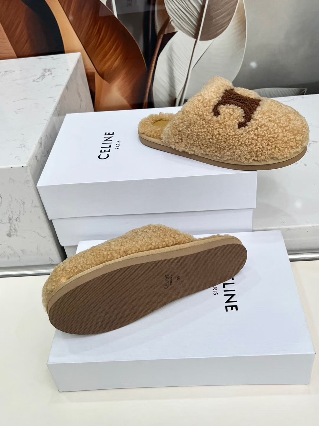 CELINE 25S GEORGIA SLIDE IN SHEARLING IN BROWN - 35