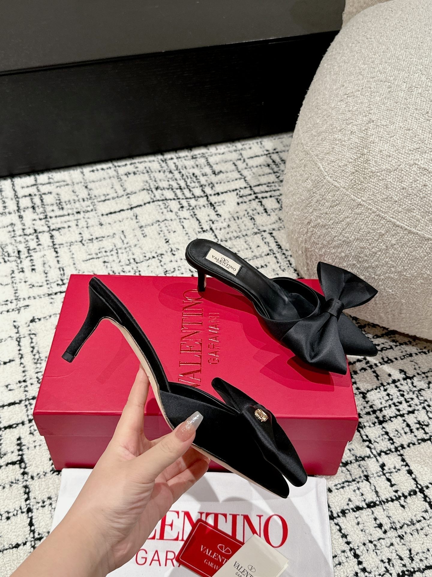 HIGH MULE IN BLACK SILK - 35