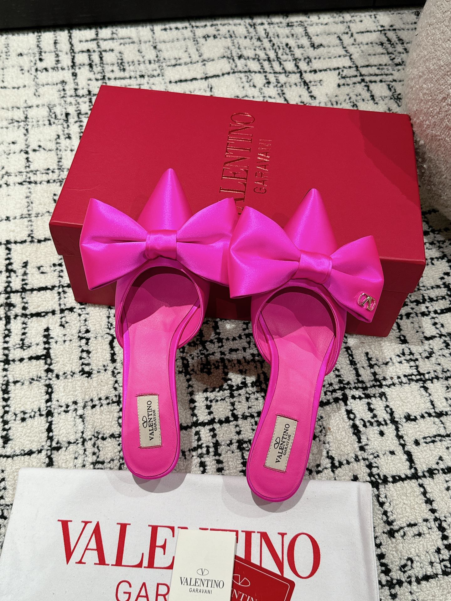 HIGH MULE IN BRIGHT PINK SILK - 35