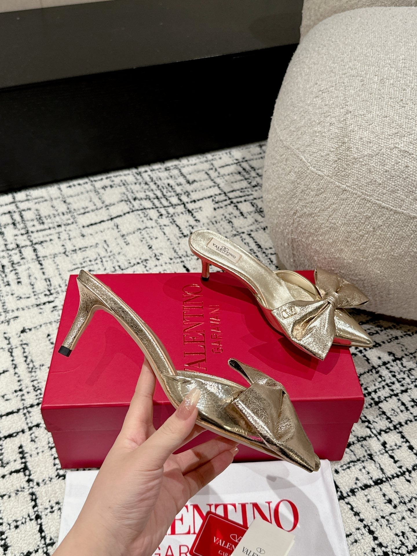 HIGH MULE IN LIGHT GOLD LAMBSKIN - 35