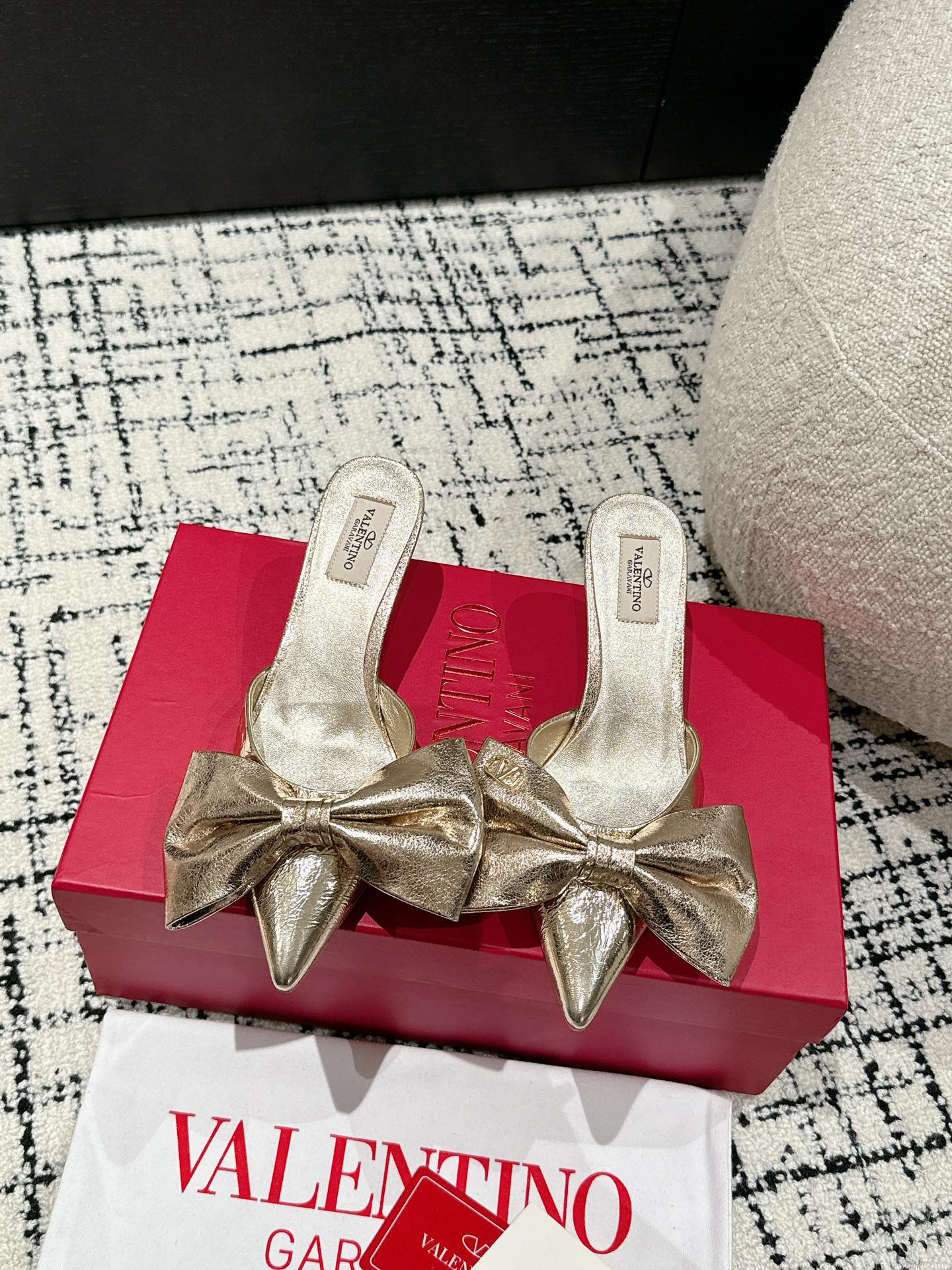 HIGH MULE IN LIGHT GOLD LAMBSKIN - 35