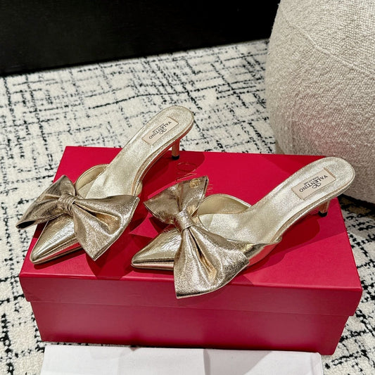 HIGH MULE IN LIGHT GOLD LAMBSKIN - 35