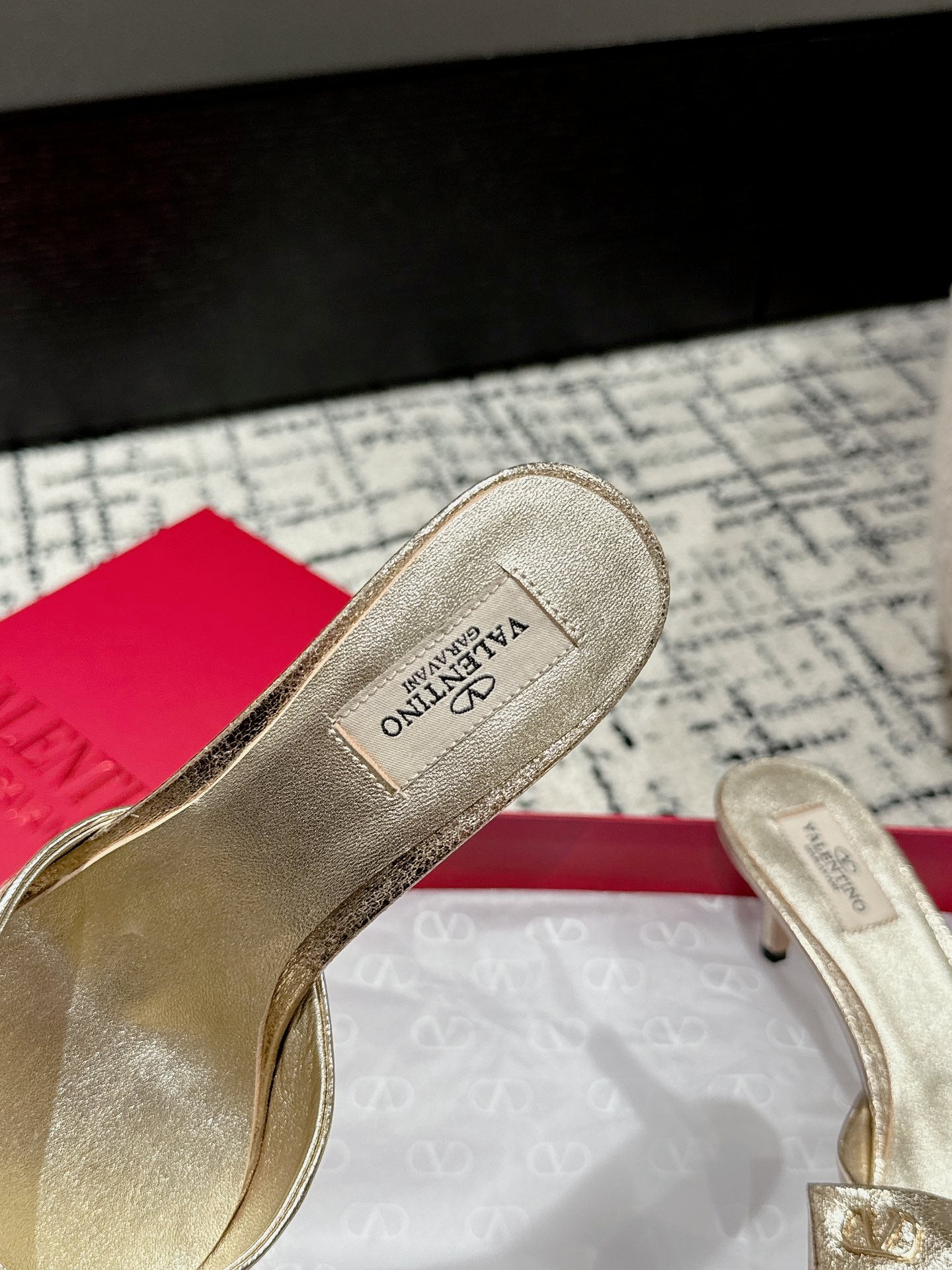 HIGH MULE IN LIGHT GOLD LAMBSKIN - 35
