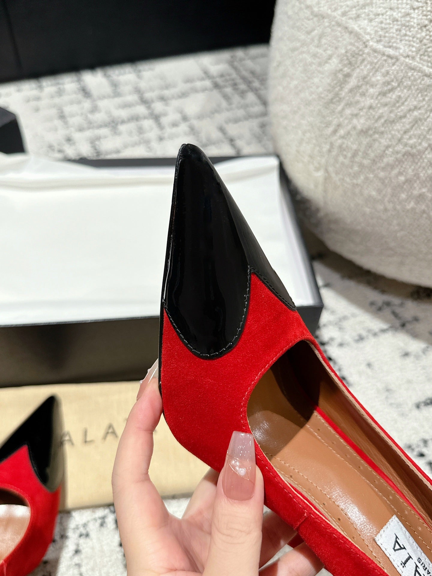 ALAIA HIGH PUMPS 10CM IN CHERRY RED SUEDE MIX BLACK CALFSKIN - 35