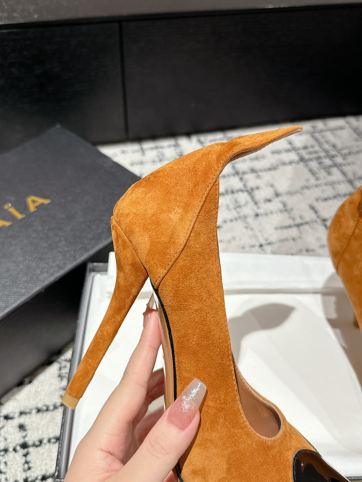 ALAIA HIGH PUMPS 10CM IN COPPER BROWN SUEDE MIX BLACK CALFSKIN - 35