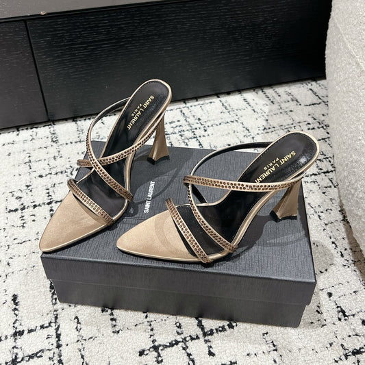 HIGH CRYSTAL STRAP SANDALS IN BOUTIQUE BEIGE SILK - 34