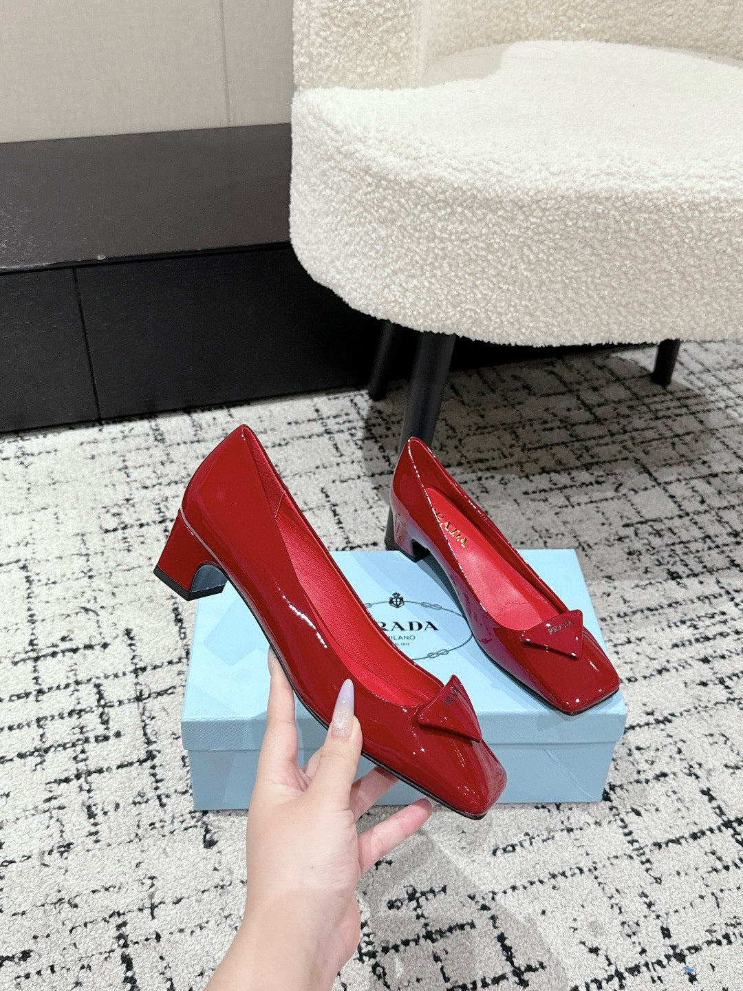 PRADA 25S SQUARE TOE HIGH HEELS IN DARK RED GLOSSY CALFSKIN - 35