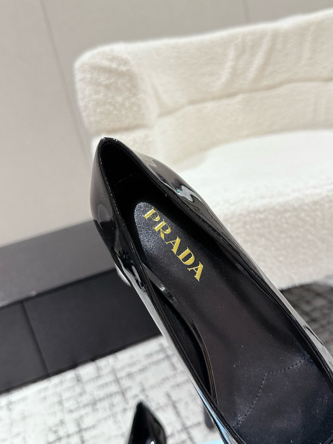 PRADA 25S SQUARE TOE HIGH HEELS IN BLACK GLOSSY CALFSKIN - 35