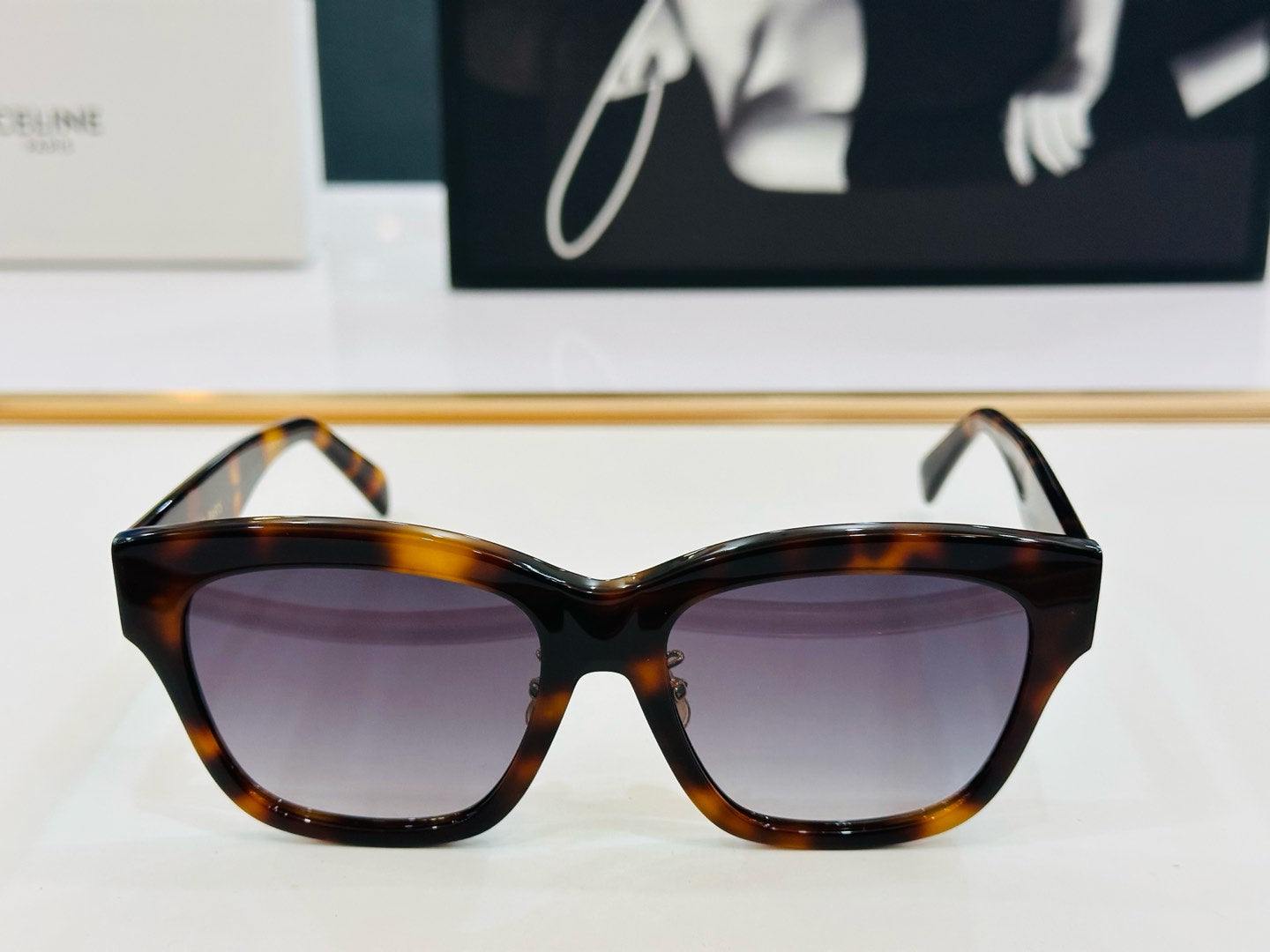 TRIOMPHE SUNGLASS CL40253F IN ACETATE - Black