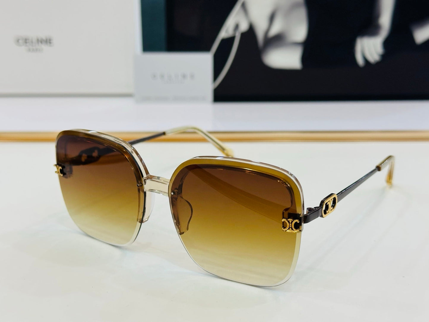 TRIOMPHE SQUARE SUNGLASS CL40251 IN METAL - Pink