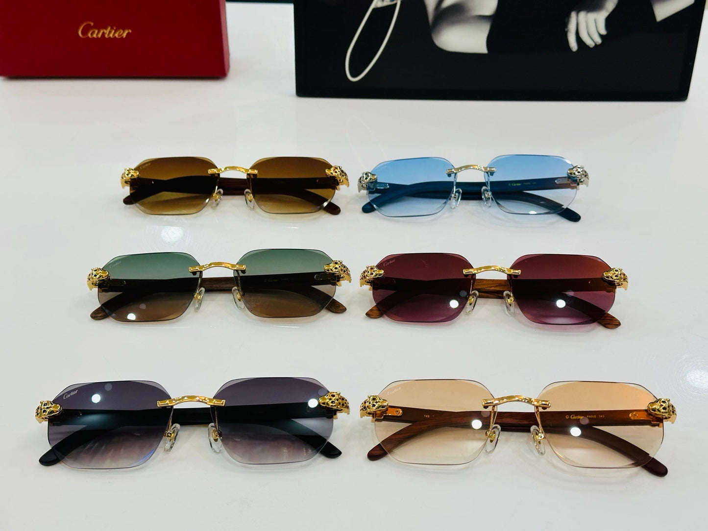PANTHÈRE RIMLESS OVAL FRAME SUNGLASSES  543637 IN METAL - Red