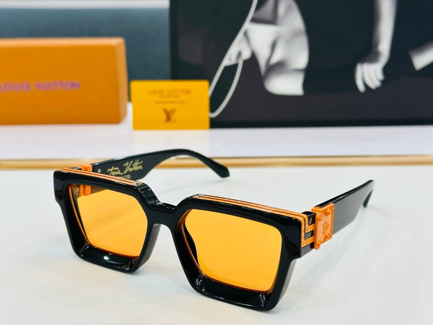 RECTANGLE SUNGLASSES 574800 IN ACETATE - Havana/Brown