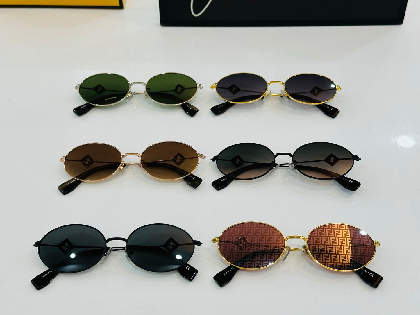 FIRST CRYSTAL OVAL FRAME SUNGLASSES E40151 IN METAL - Green