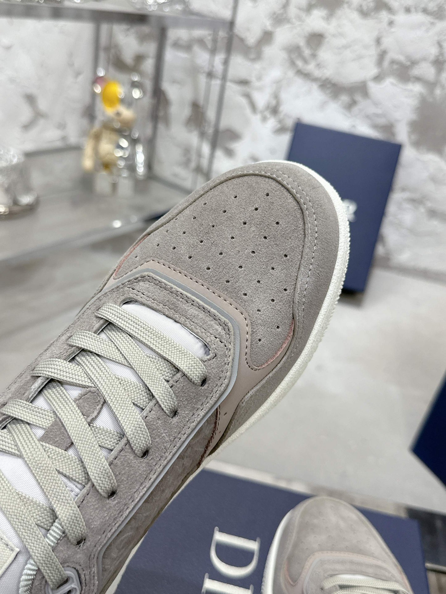 DIOR 25S B27 UPTOWN LOW-TOP SNEAKERS IN GREY CALFSKIN STYLE 6 - 35