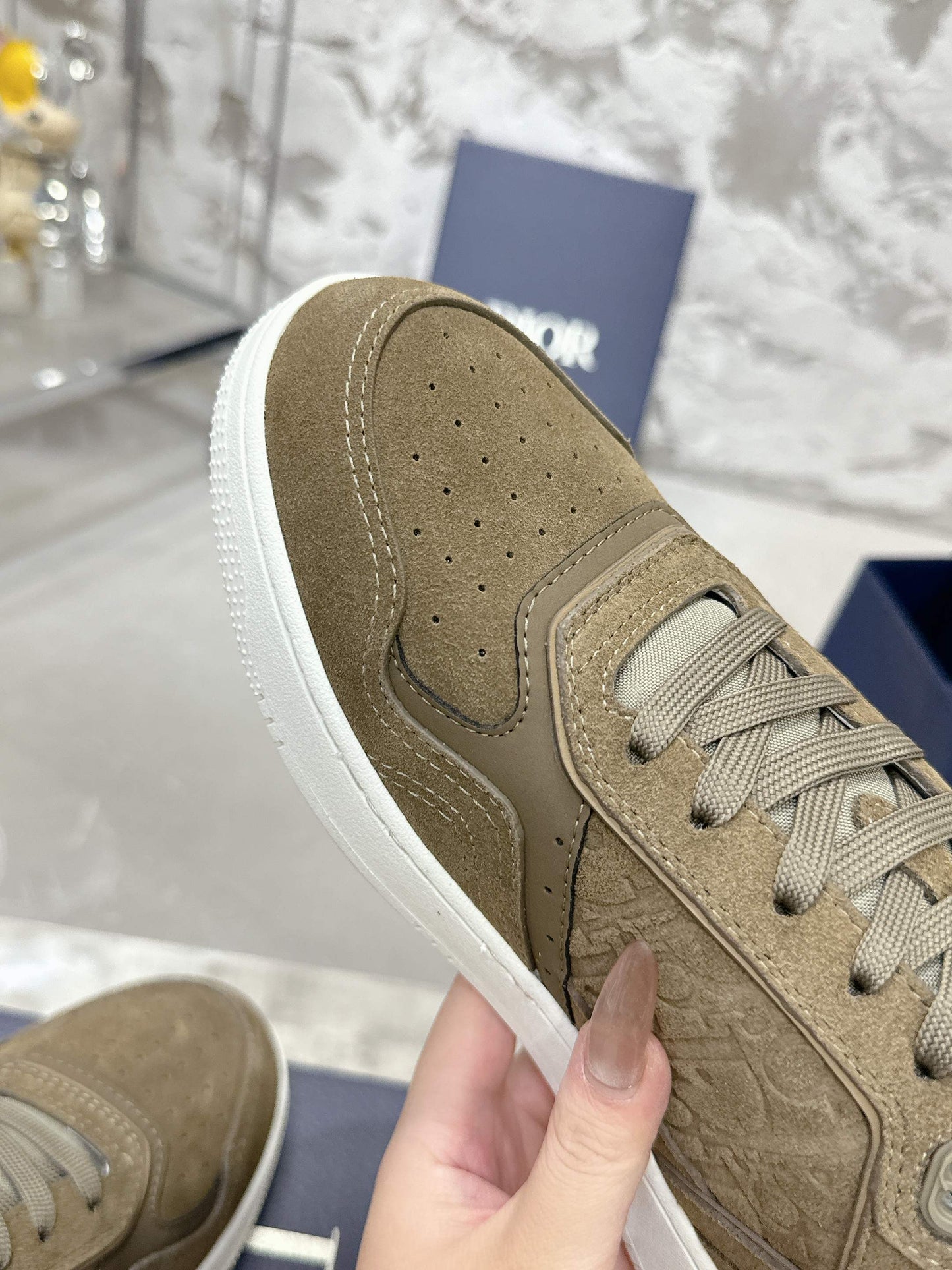 DIOR 25S B27 UPTOWN LOW-TOP SNEAKERS IN OLIVE BROWN CALFSKIN STYLE 5 - 35