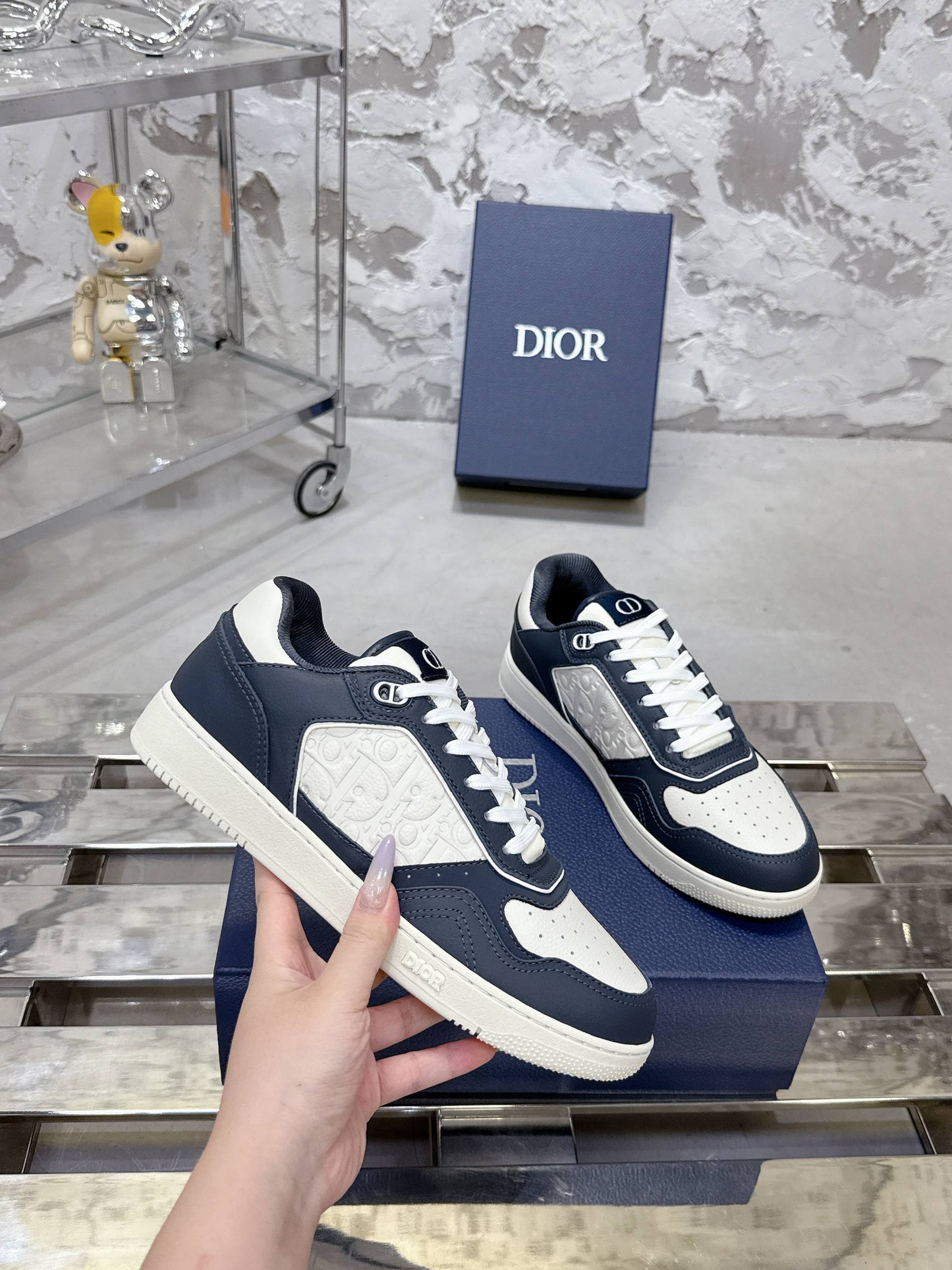 DIOR 25S B27 UPTOWN LOW-TOP SNEAKERS IN DARK BLUE MIX CREAM WHITE CALFSKIN STYLE 3 - 35