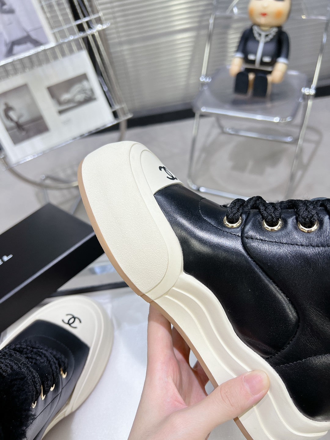 MARTIN BOOTS IN BLACK CALFSKIN AND LAMB FUR LINING - 35