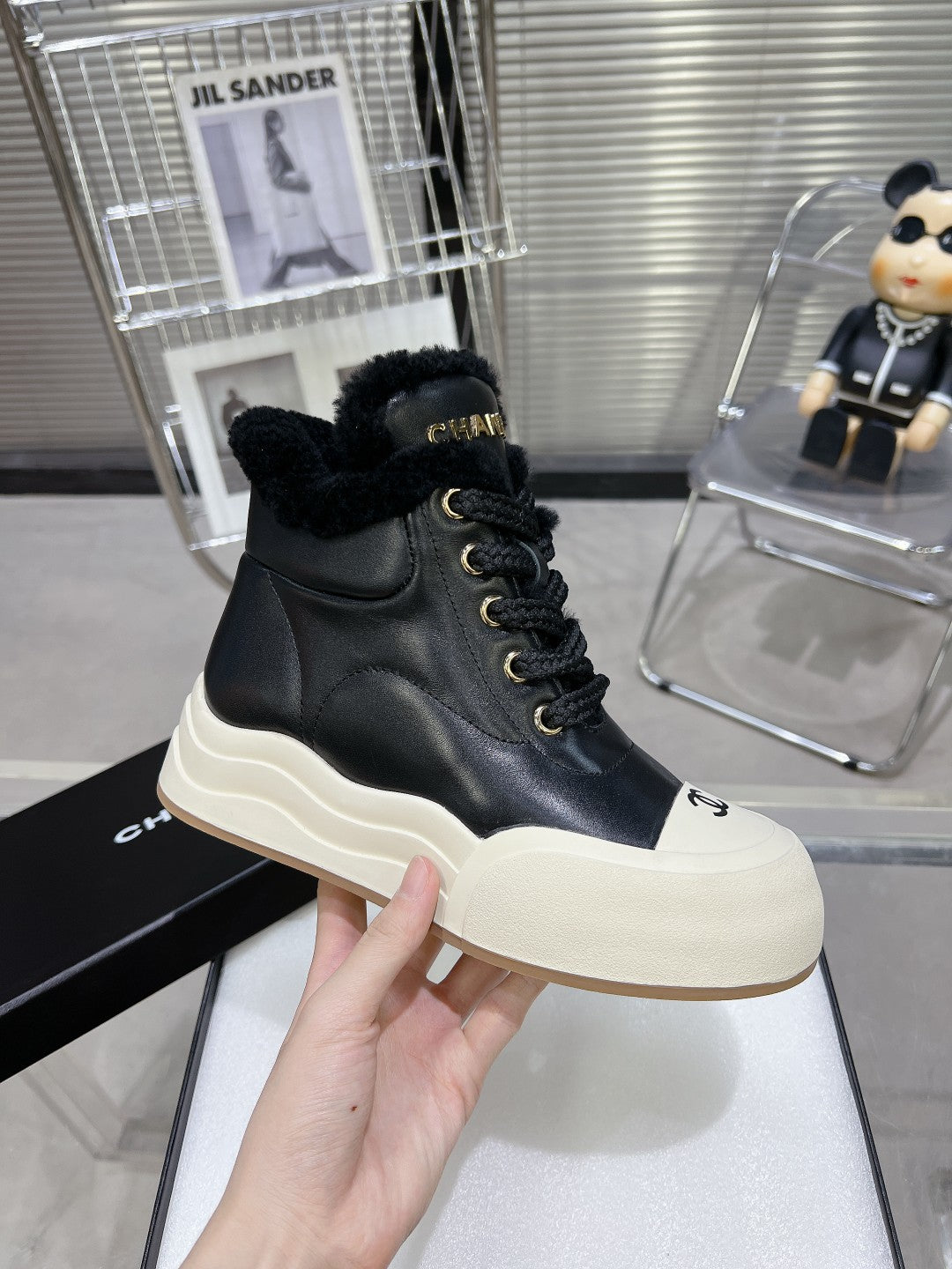 MARTIN BOOTS IN BLACK CALFSKIN AND LAMB FUR LINING - 35