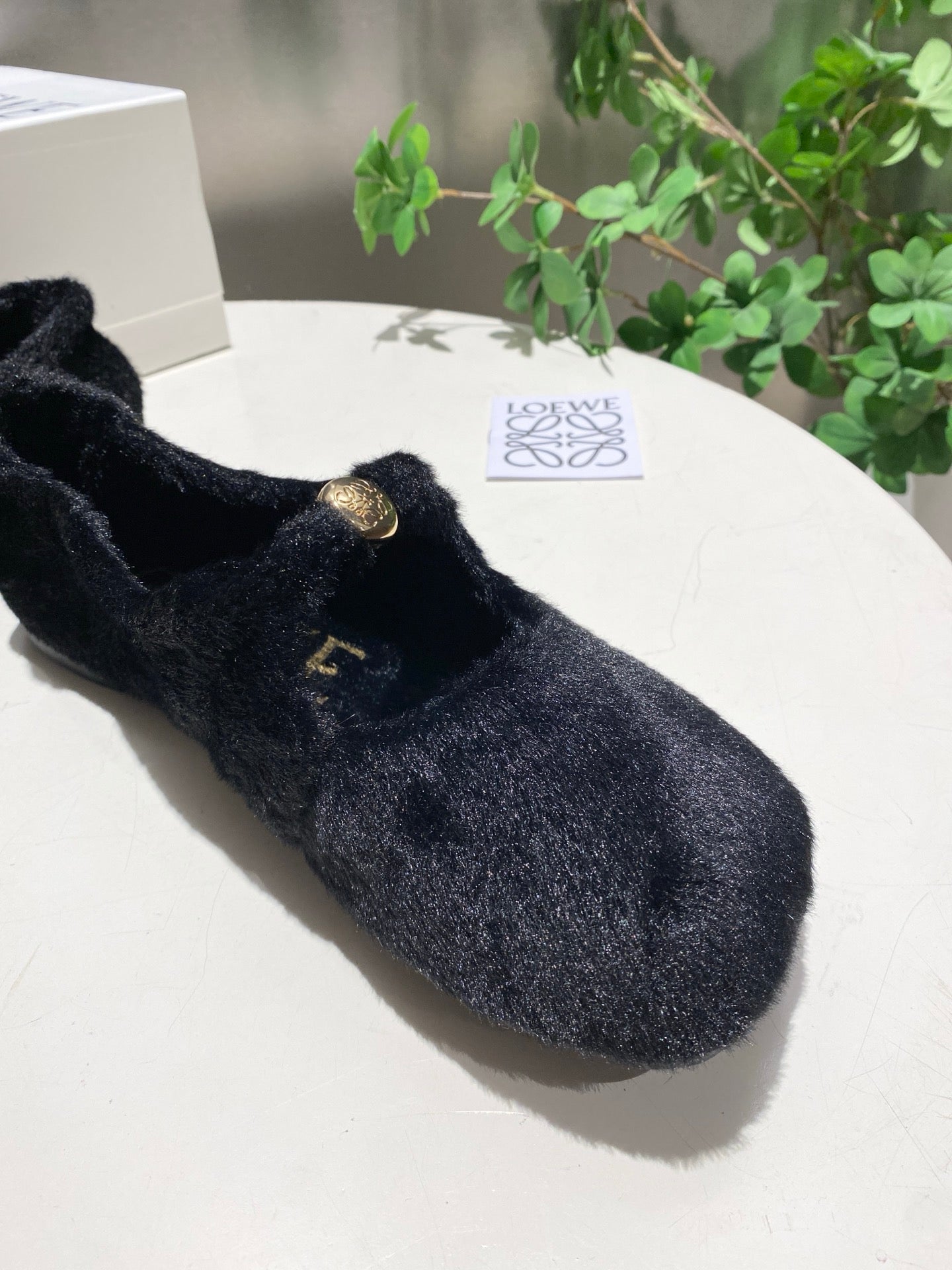 Балетки LOEWE 26S з чорної овчини