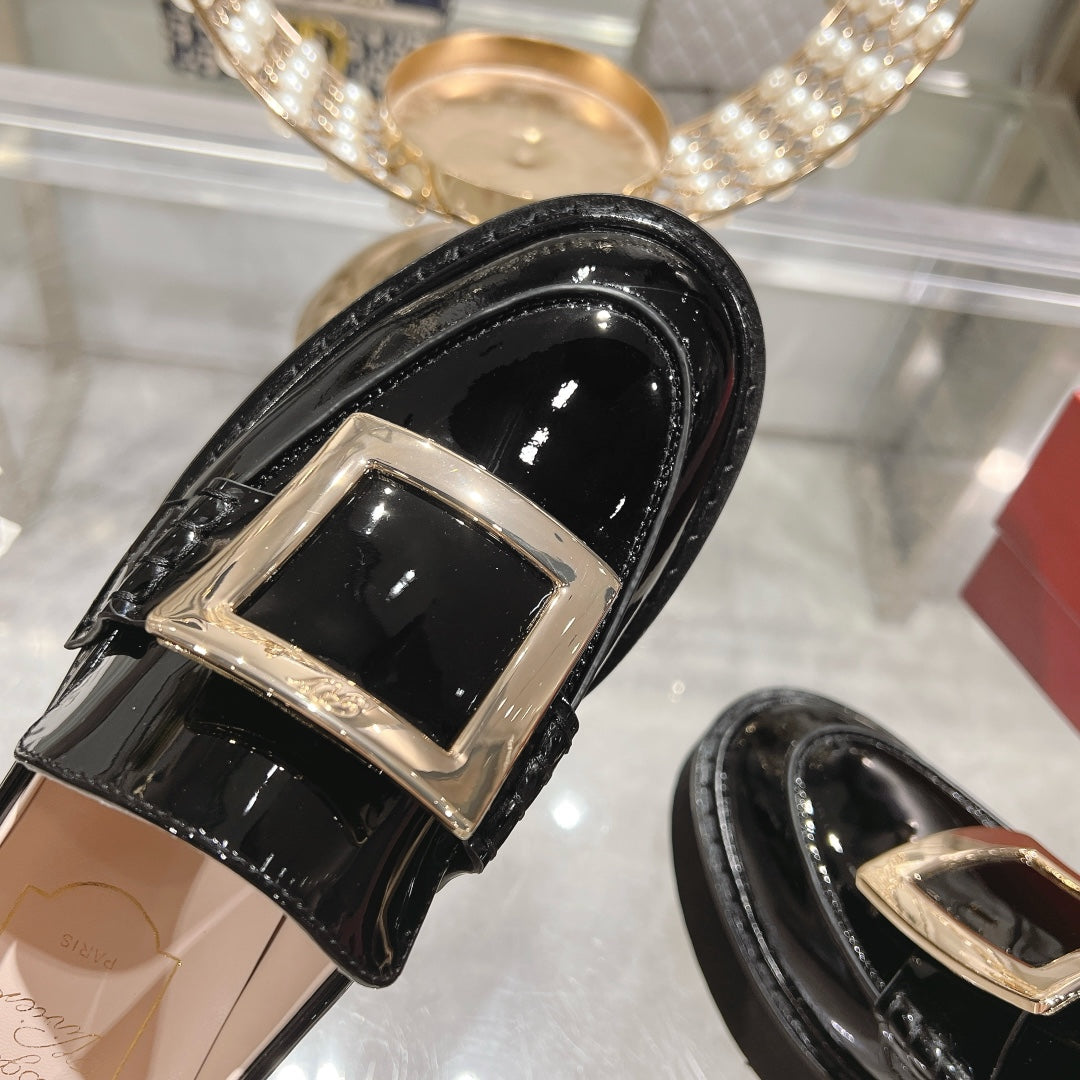 VIV' RANGERS LOAFERS IN BLACK PATENT CALFSKIN GOLD BUCKLE - 35