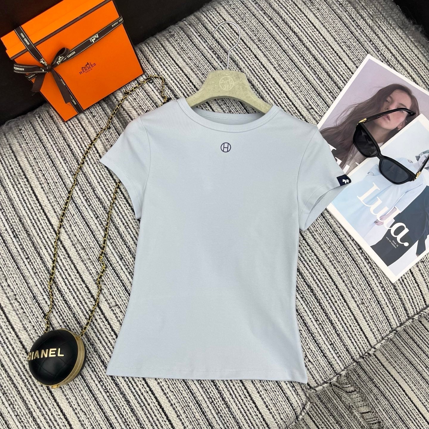 HERMES 26S SHORT SLEEVED CREW NECK T-SHIRT 494