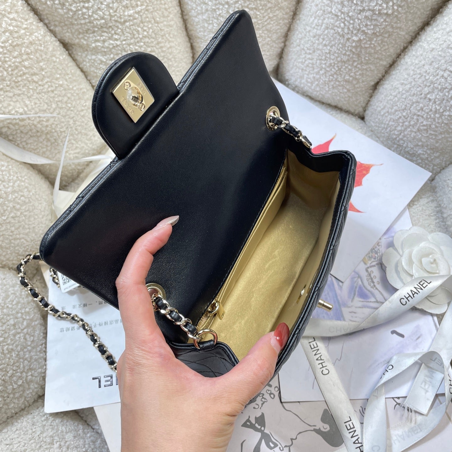 CHANEL 26S FLAP BAG 20 IN BLACK LAMBSKIN