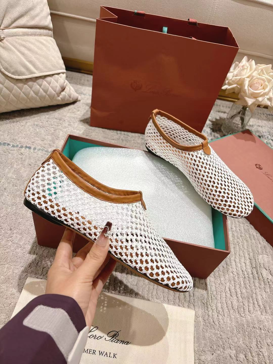 FLAT SHOES IN WHITE MESH FABRIC - 35