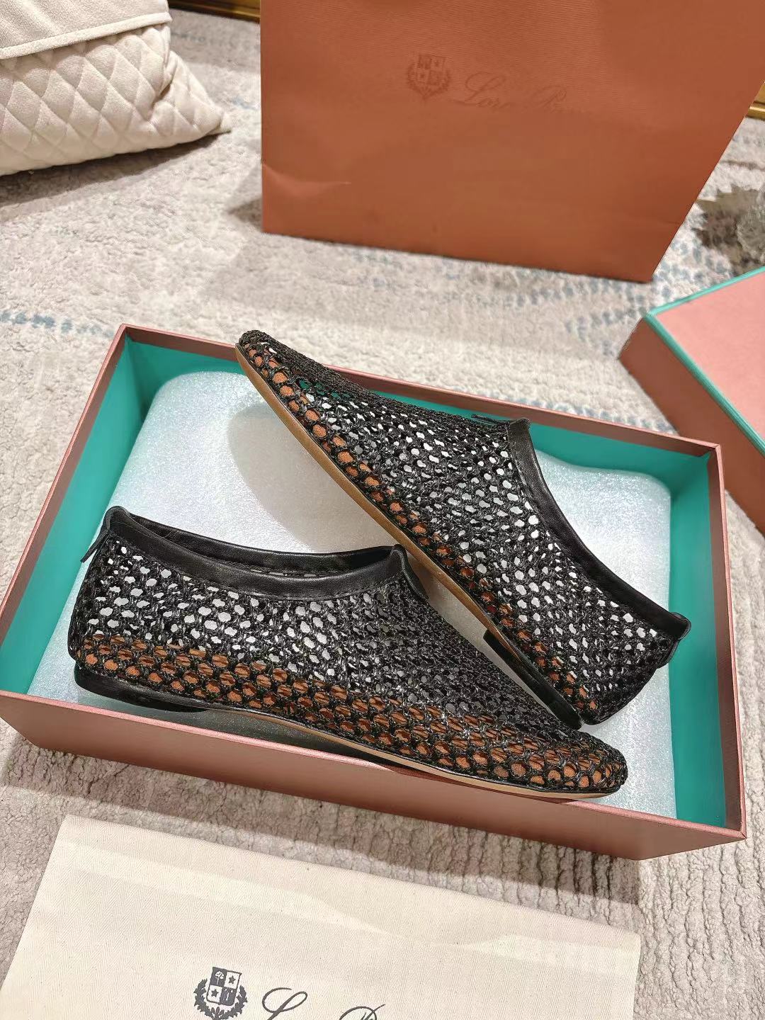 FLAT SHOES IN BLACK MESH FABRIC - 35