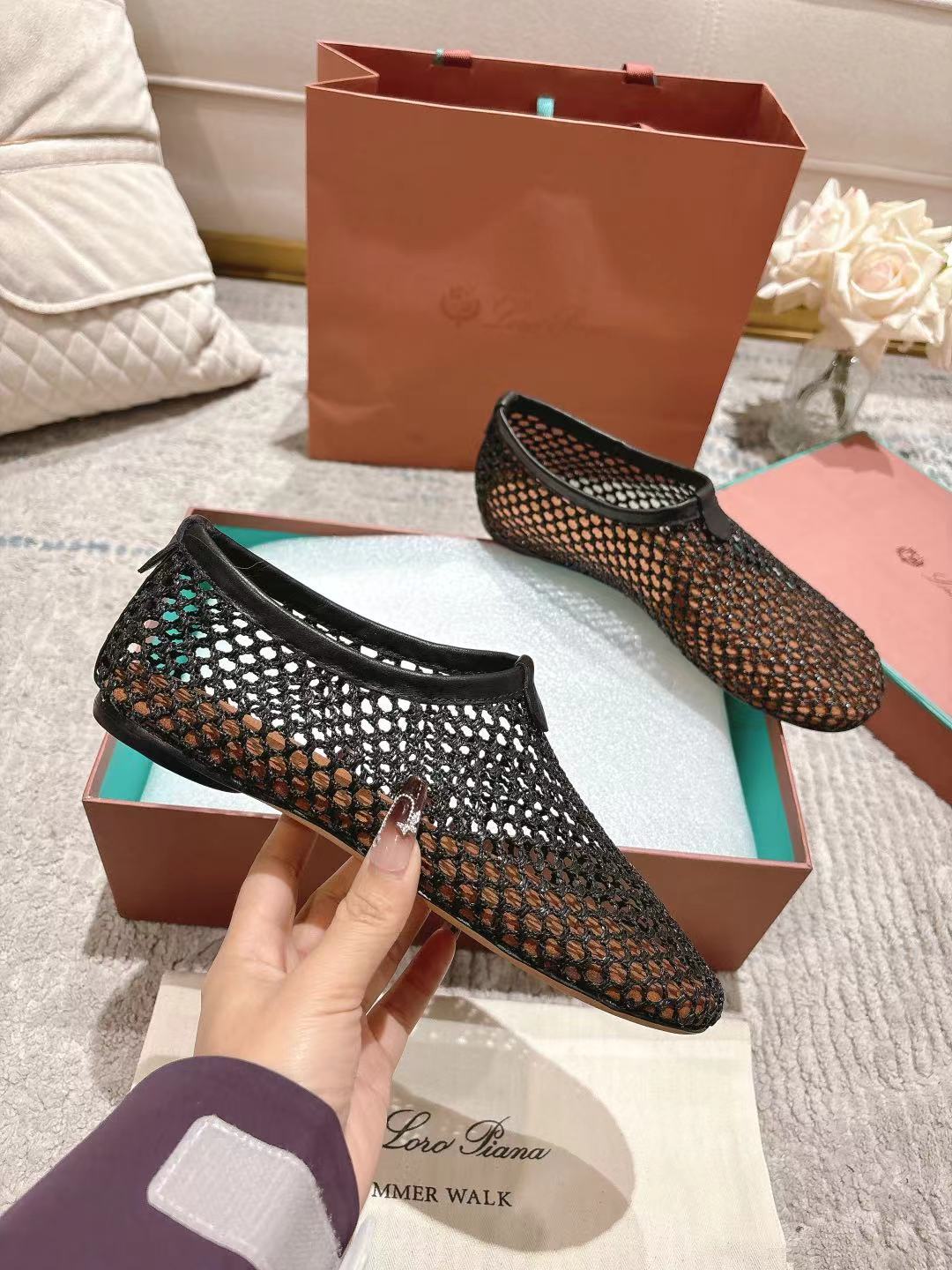 FLAT SHOES IN BLACK MESH FABRIC - 35