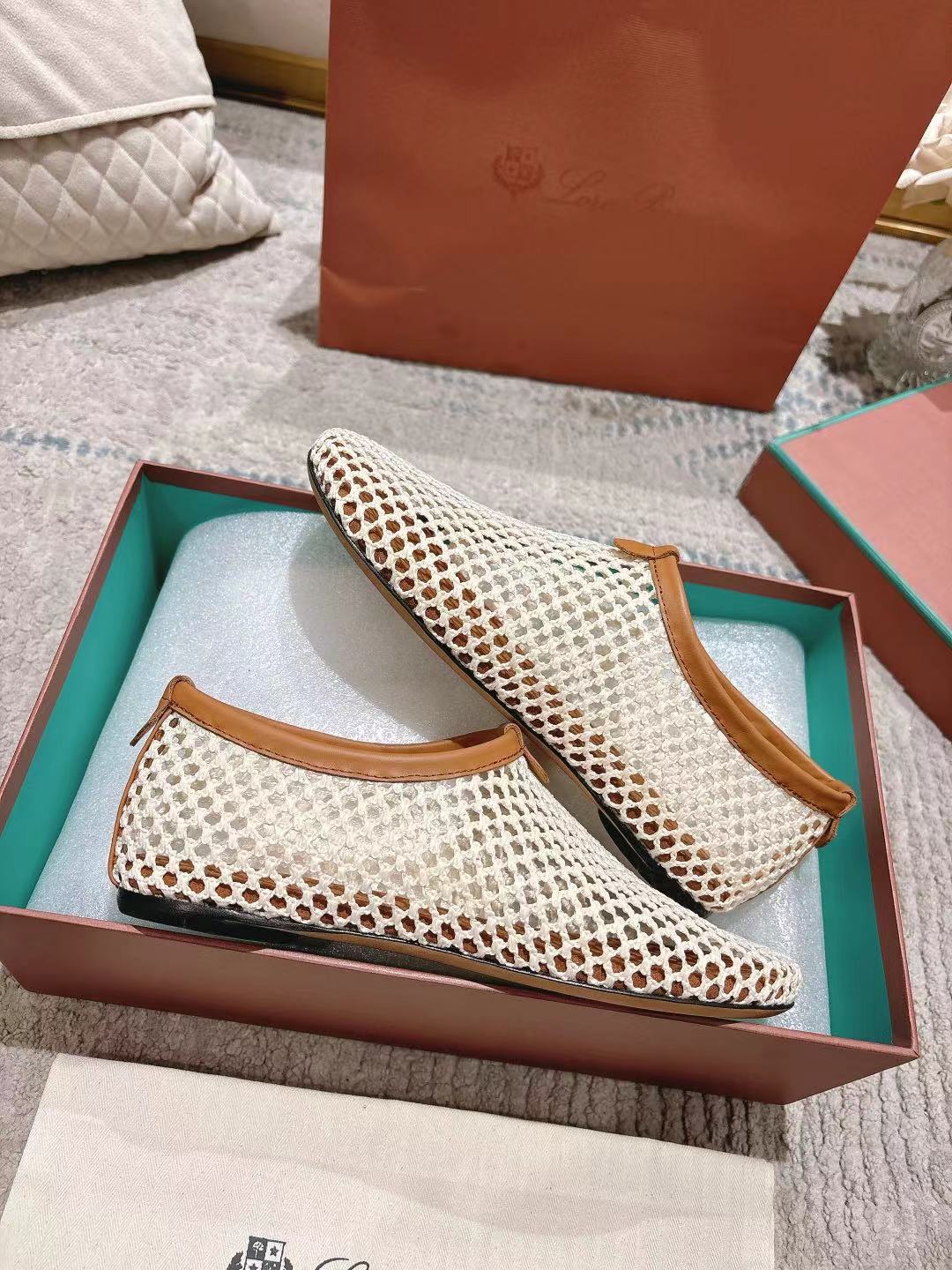 FLAT SHOES IN CREAM WHITE MESH FABRIC - 35