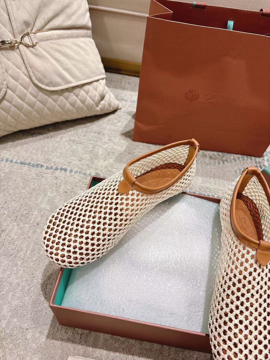 FLAT SHOES IN CREAM WHITE MESH FABRIC - 35
