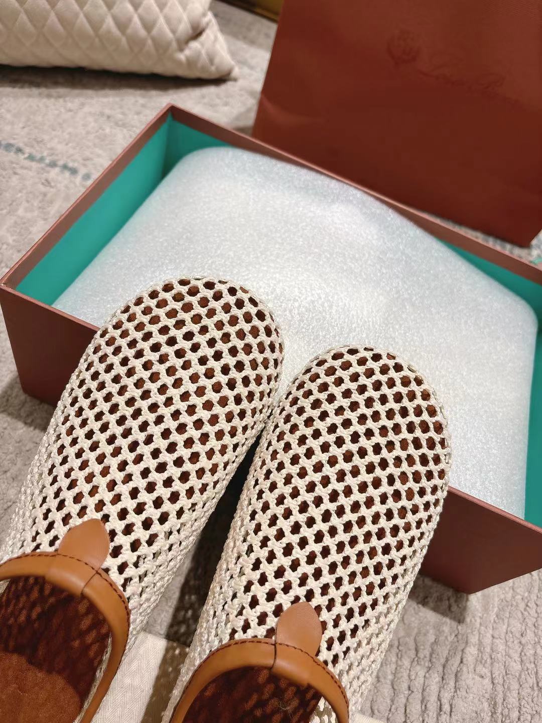 FLAT SHOES IN CREAM WHITE MESH FABRIC - 35