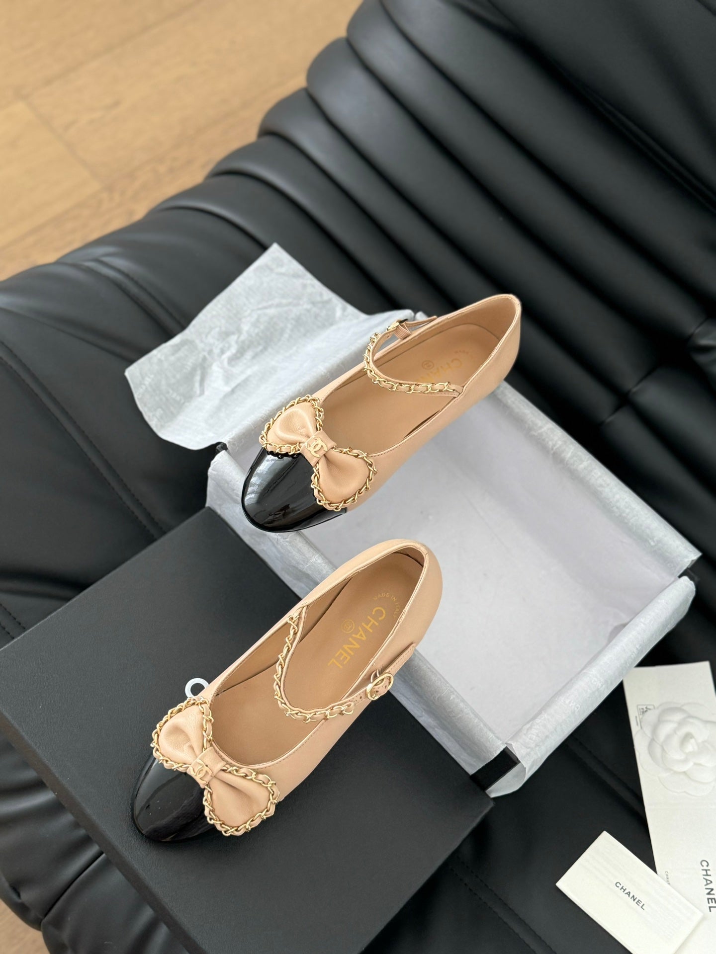 CC BALLET FLATS IN SEPIA BEIGE LAMBSKIN WITH GOLD HARDWARE - 35