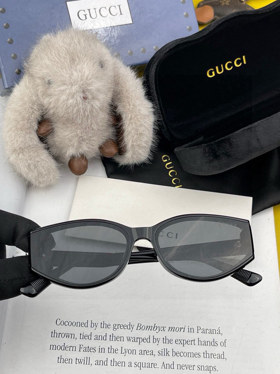 GEOMETRIC FRAME SUNGLASSES G7315 IN ACETATE - Black/ smoke