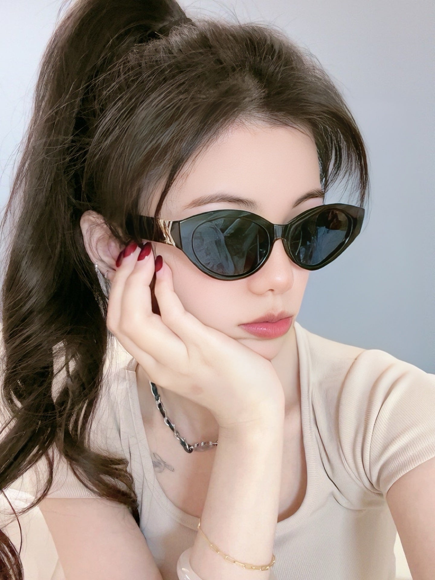 CAT EYE SUNGLASSES L35801 IN BLACK ACETATE - Small