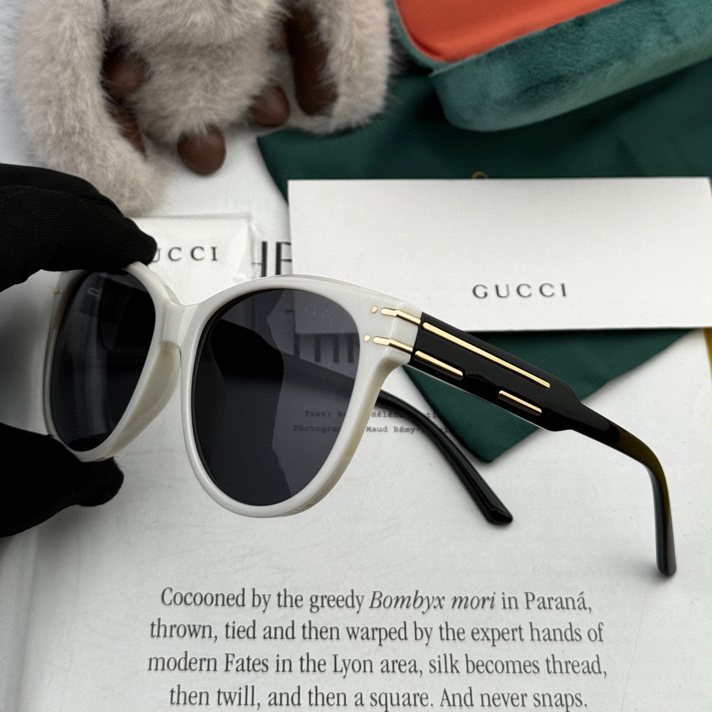 ROUND FRAME SUNGLASSES G6752 IN ACETATE - Black