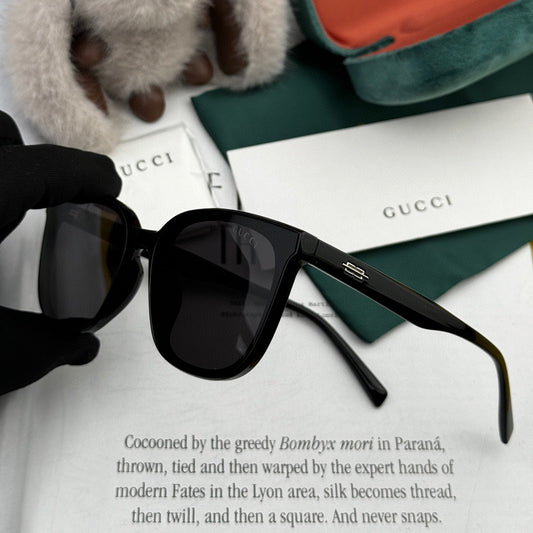 SQUARE FRAME SUNGLASSES G97722 IN ACETATE - Black