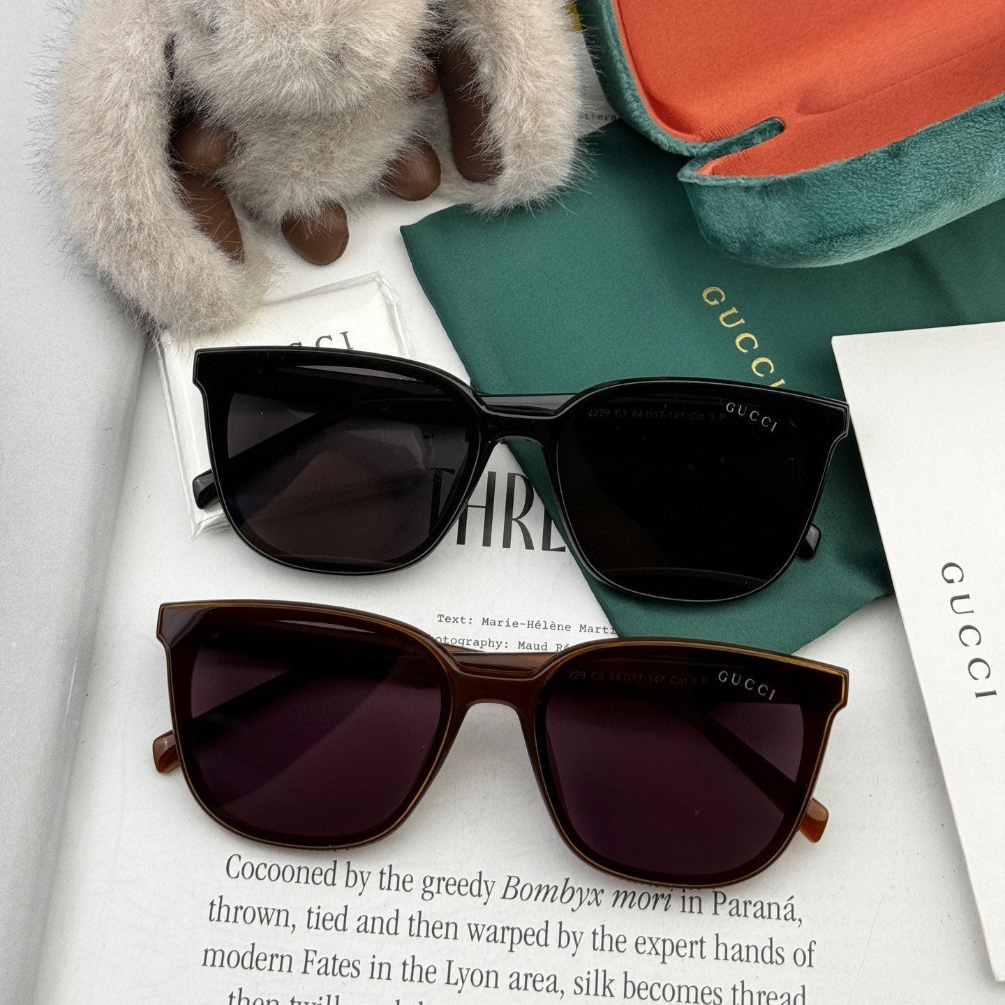 SQUARE FRAME SUNGLASSES G97722 IN ACETATE - Black