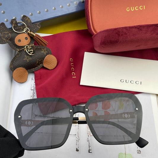 BORDERED SQUARE FRAME SUNGLASSES G0607 IN ACETATE - Black