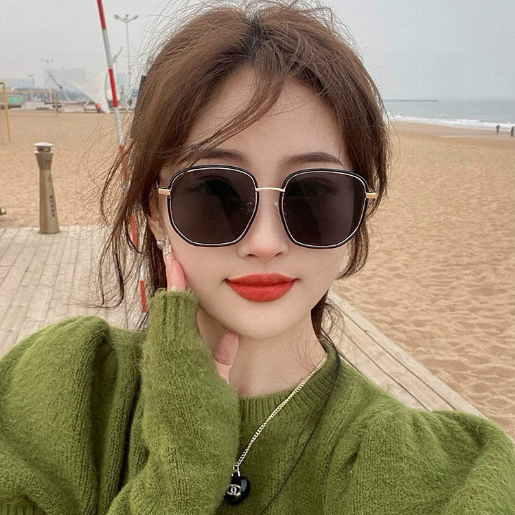 SQUARE FRAME SUNGLASSES G2242 IN ACETATE AND METAL - Red/ smoke