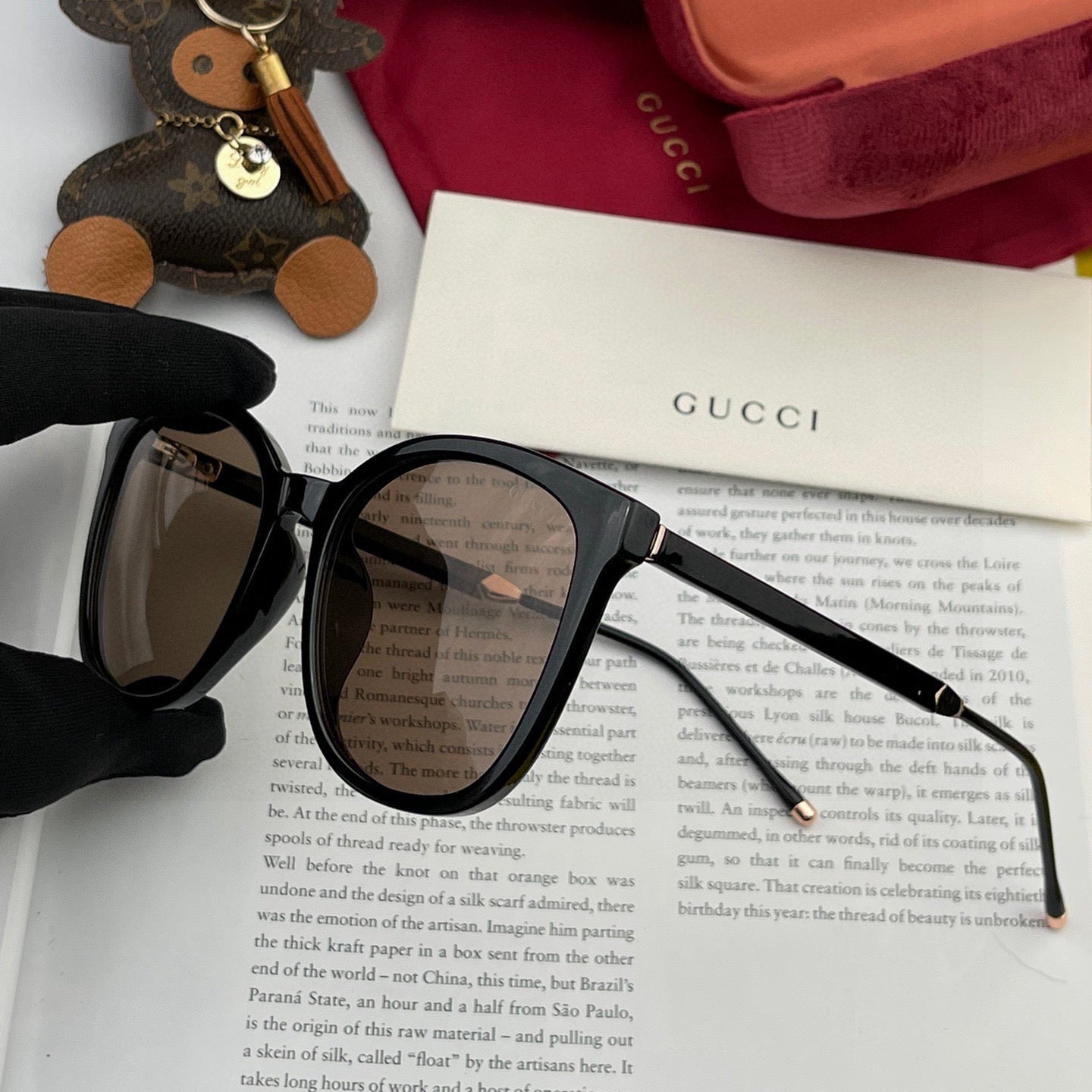 BUTTERFLY FRAME SUNGLASSES G15500 IN ACETATE - Black