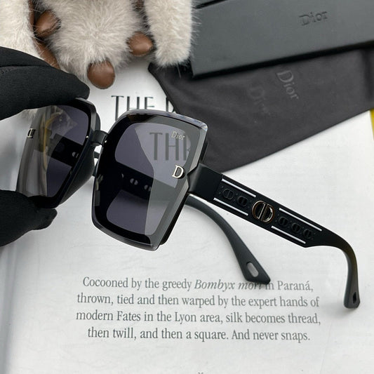 MONTAIGNE SUNGLASS CD2590 IN ACETATE - Black