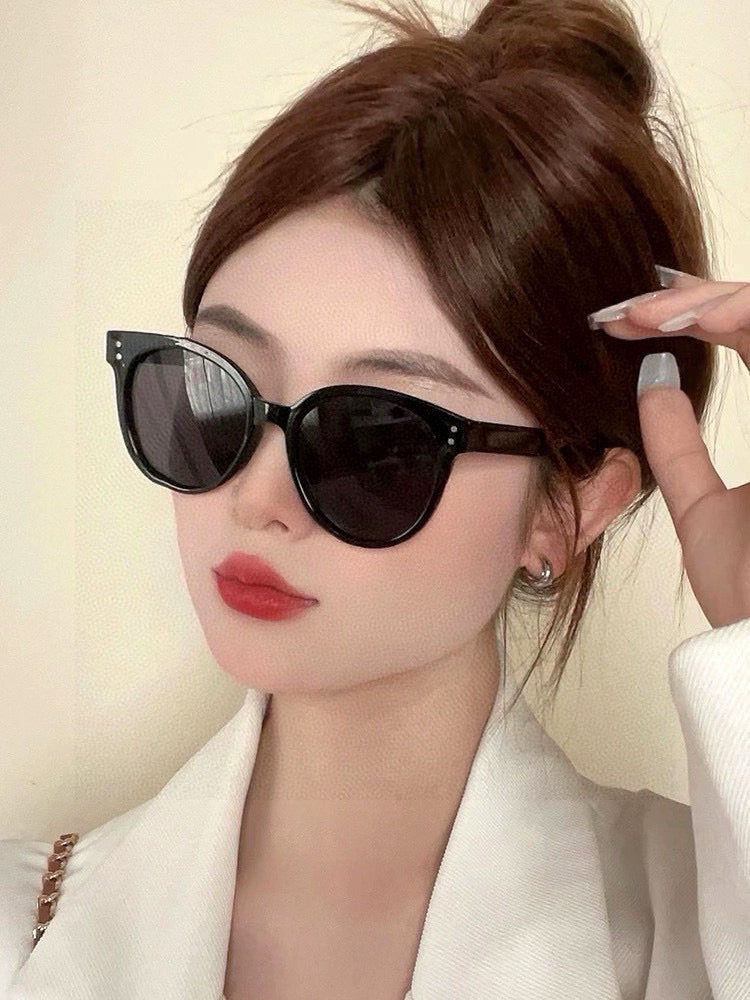 MONTAIGNE SUNGLASS CD5106 IN BLACK ACETATE - Black