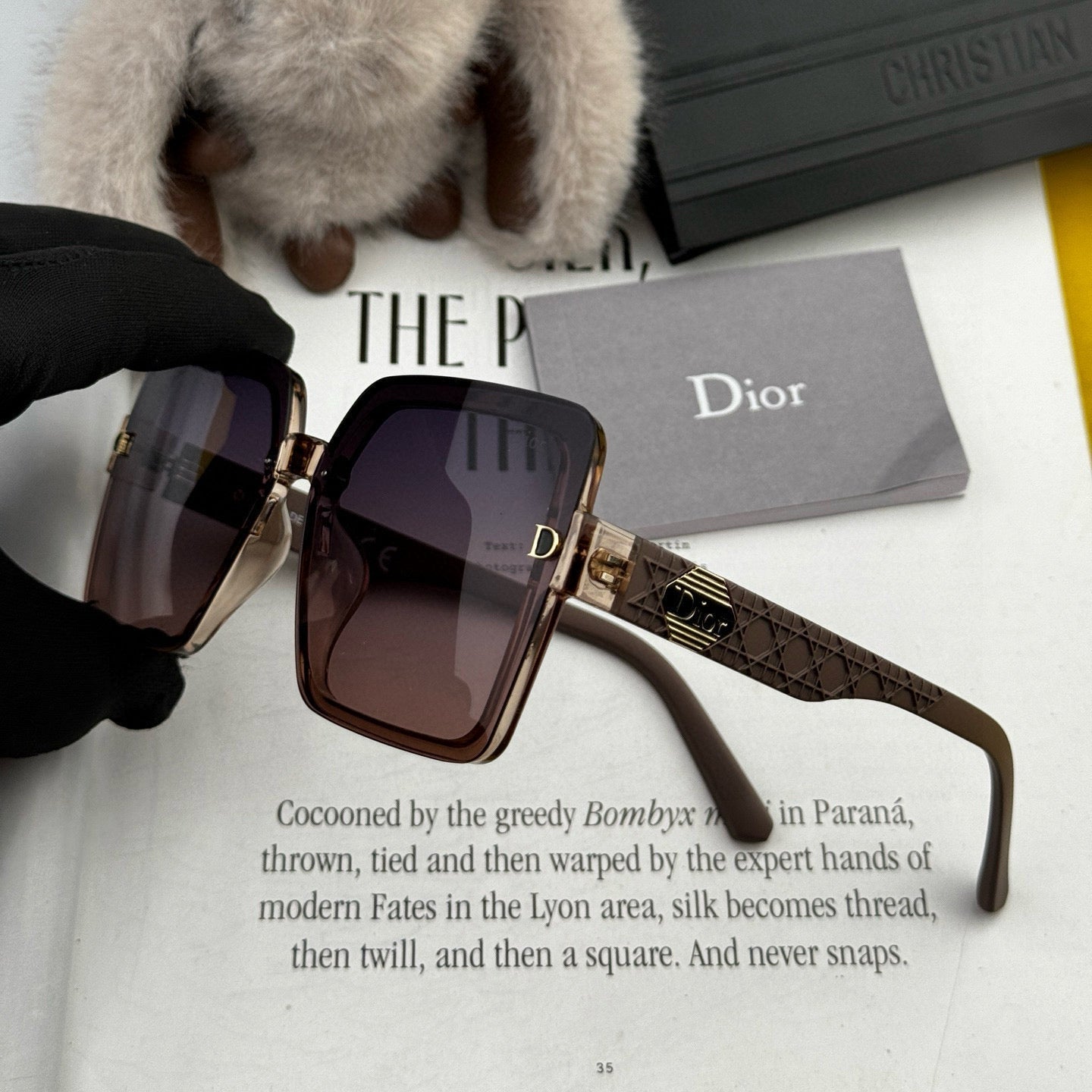 MONTAIGNE SUNGLASS CD6251 IN ACETATE - Black
