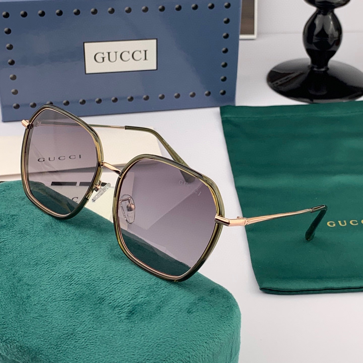 SQUARE FRAME SUNGLASSES G8384 IN METAL AND ACETATE - Black/ black