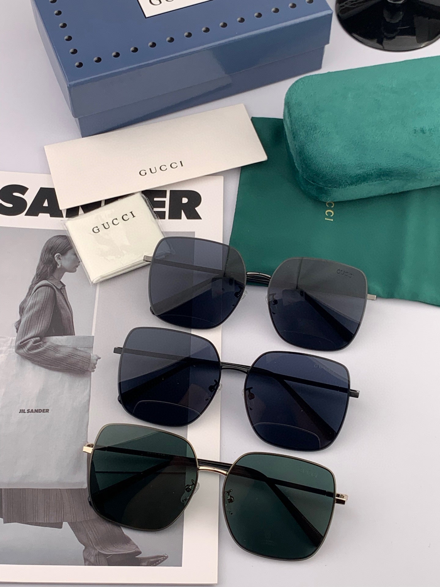 SQUARE FRAME SUNGLASSES G2374 IN METAL - Black