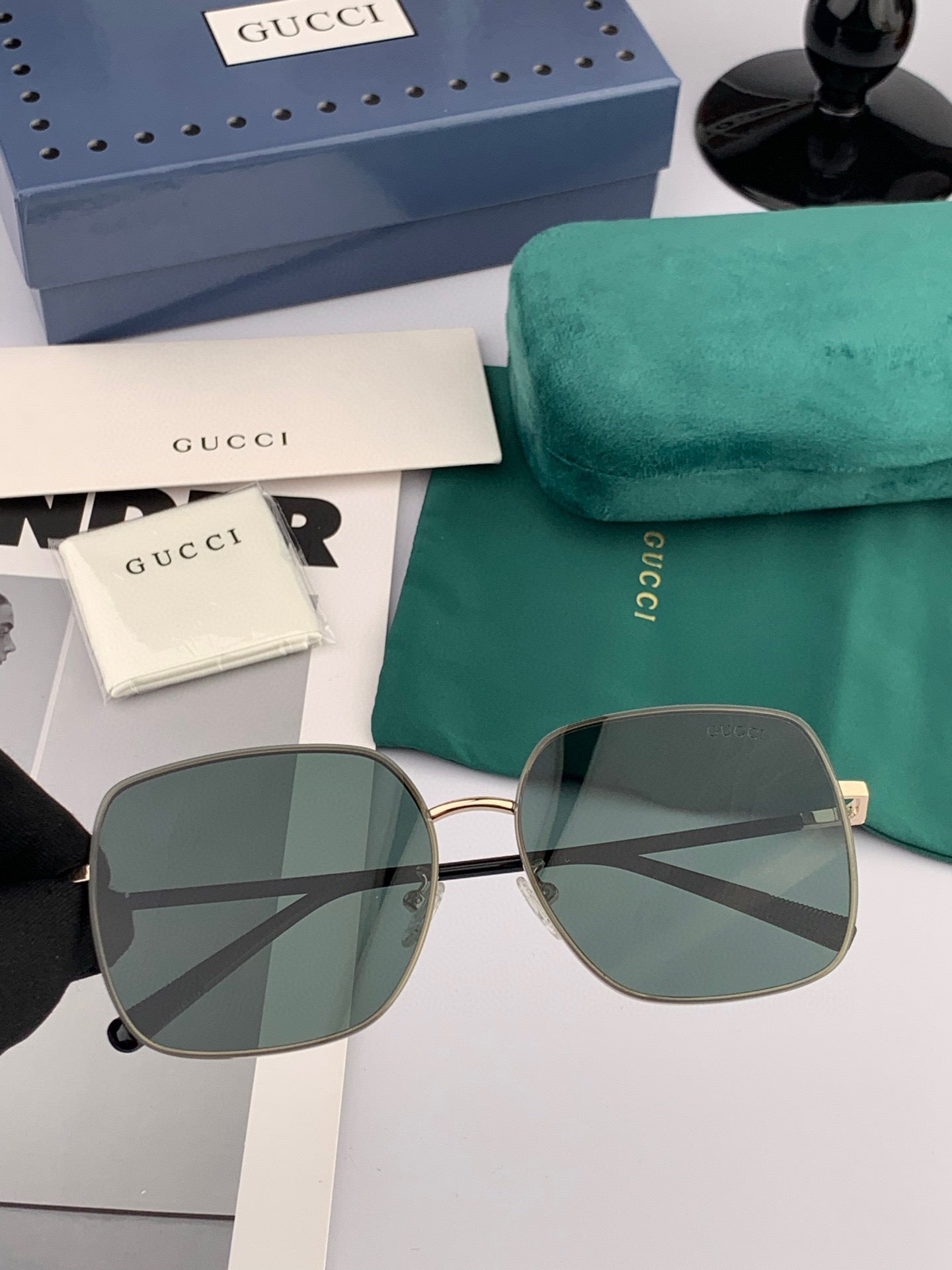 SQUARE FRAME SUNGLASSES G2374 IN METAL - Black