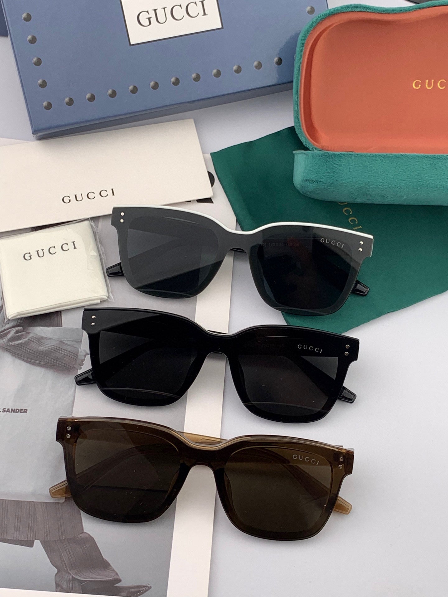 SQUARE FRAME SUNGLASSES G1110 IN ACETATE - White